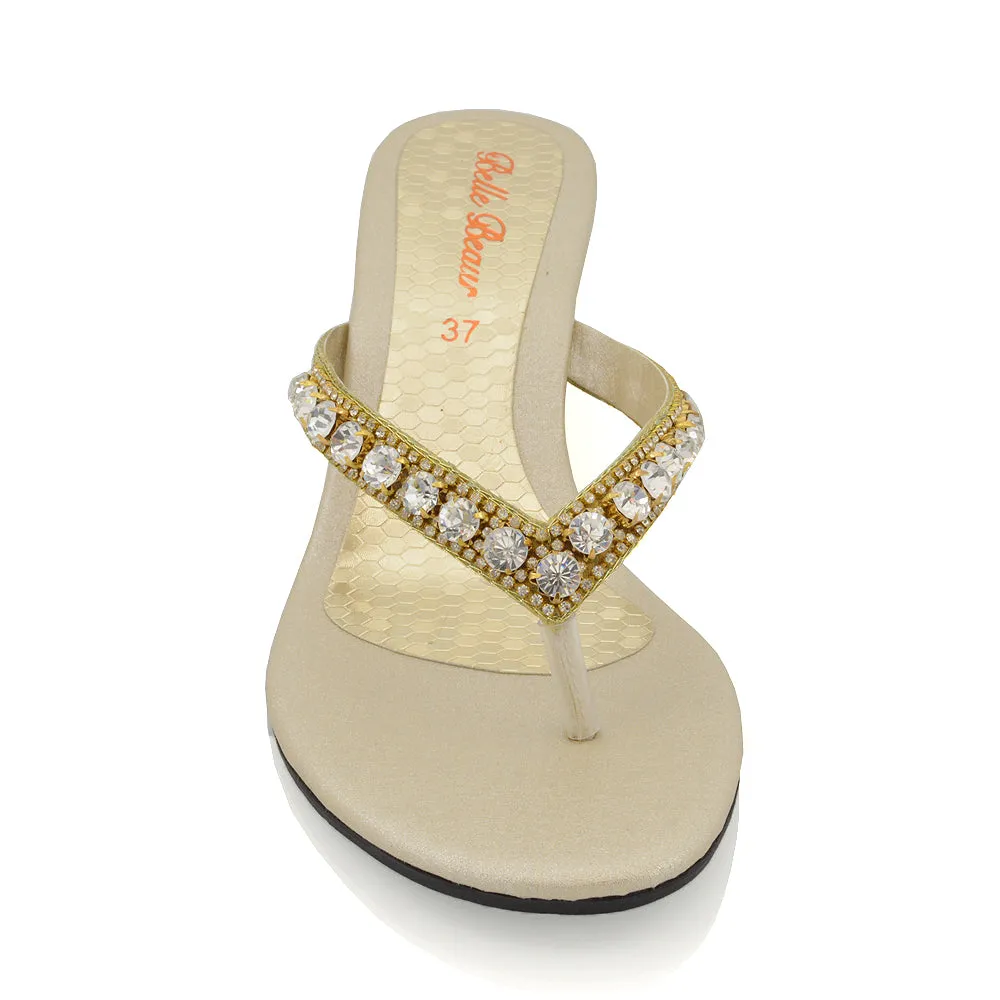 EVA THONG TOE POST STRAPPY SPARKLY GEM STONE DIAMANTE WEDGE SANDALS MID HEELS IN GOLD