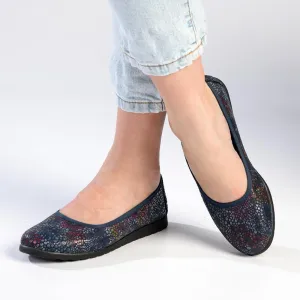 Soft Style by Hush Puppies Soft Halen Pump - Navy